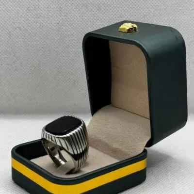 خاتم رجولي – تصميم متقن وهيبة واضحة